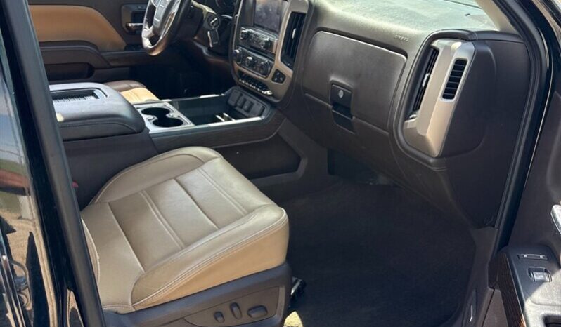 
								2018 GMC Sierra 1500 Denali full									