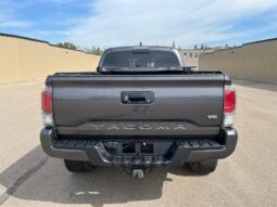 
										2022 Toyota Tacoma TRD Sport full									