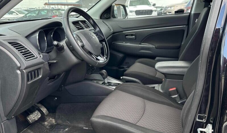 
								2019 Mitsubishi RVR SE AWC full									