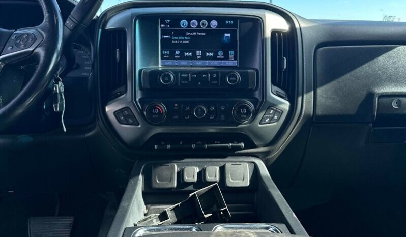 
								2018 Chevrolet Silverado 1500 LTZ Z71 full									