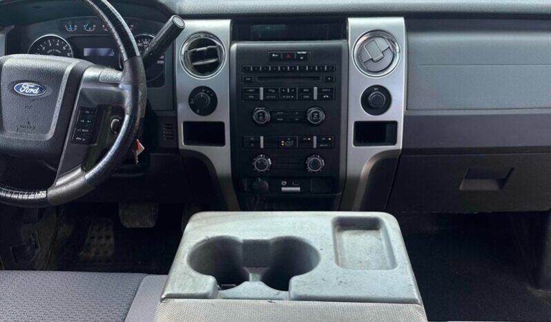 
								2014 Ford F-150 XLT full									