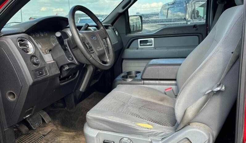 
								2011 Ford F-150 XLT full									