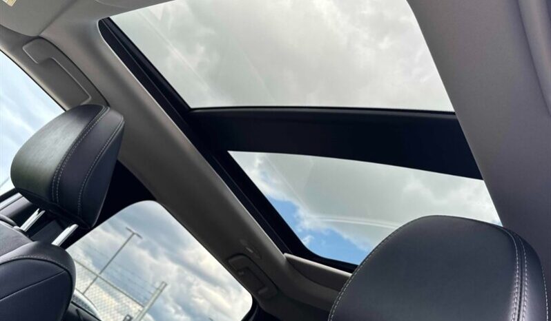 
								2024 Mitsubishi Outlander LE full									