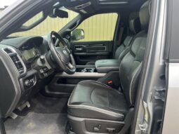 
										2021 RAM 3500 Laramie Dually Diesel Night Edition Aisin full									