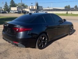 
										2017 Alfa Romeo Giulia Ti full									