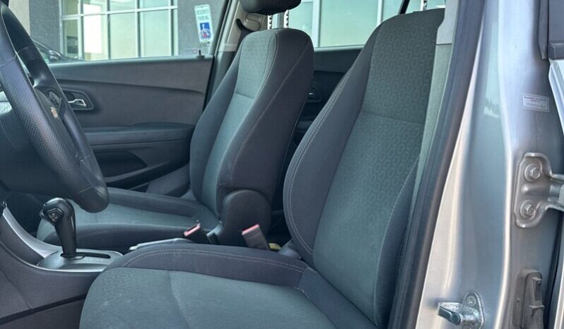 
								2018 Chevrolet Trax LS full									
