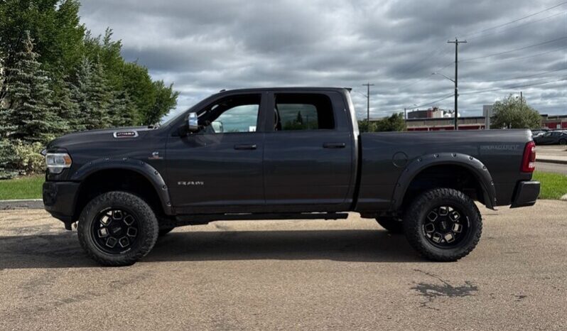 
								2022 RAM 2500 Laramie Sport Lifted Diesel full									