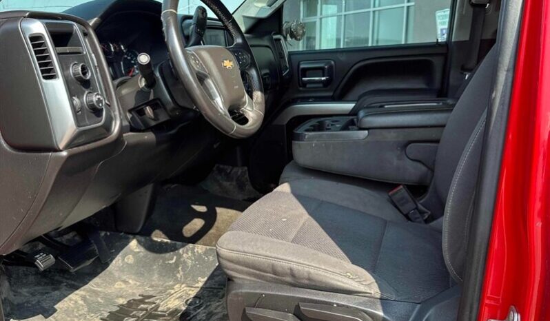 
								2018 Chevrolet Silverado 1500 LT full									