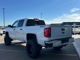 
										2018 Chevrolet Silverado 1500 LTZ Z71 full									