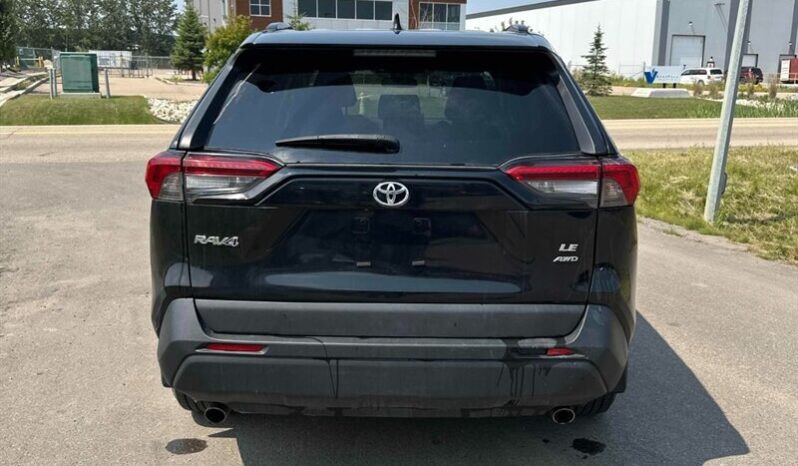 
								2019 Toyota RAV4 LE full									