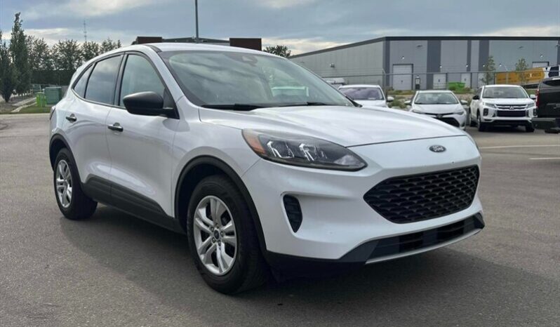 
								2021 Ford Escape S full									