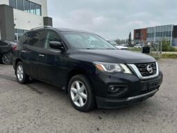 
										2019 Nissan Pathfinder SV full									