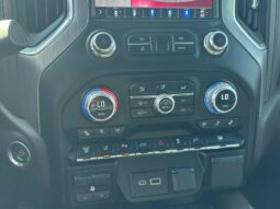 
										2023 GMC Sierra 3500 Denali full									