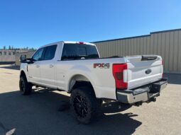 
										2018 Ford F-250 Lariat FX4 Diesel full									