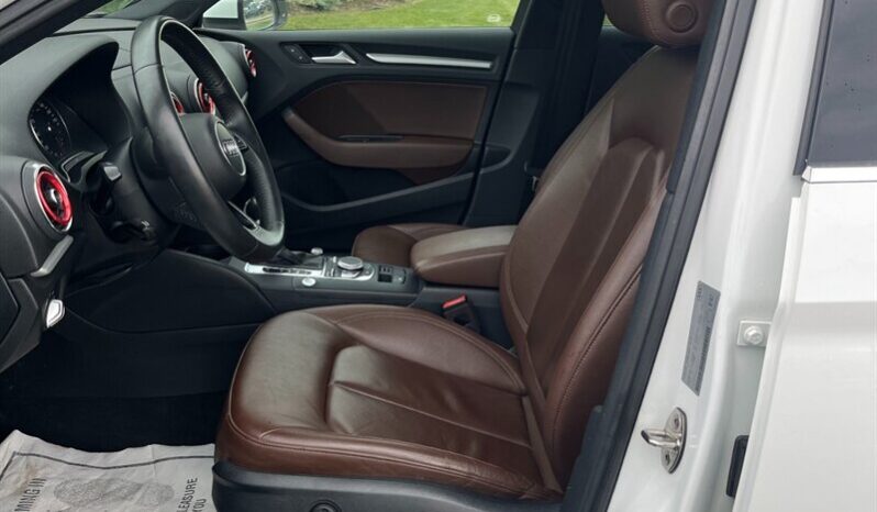 
								2019 Audi A3 quattro Premium 45 TFSI full									