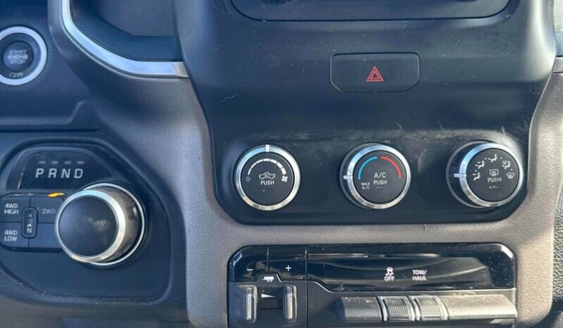 
								2020 RAM 2500 Big Horn full									