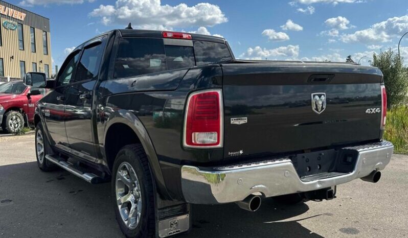 
								2018 RAM 1500 Laramie full									