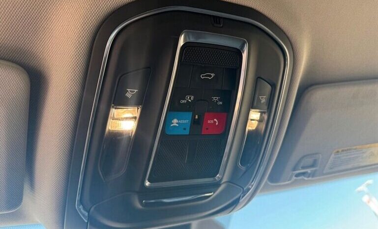
								2023 Jeep Grand Cherokee Limited Black Pack full									