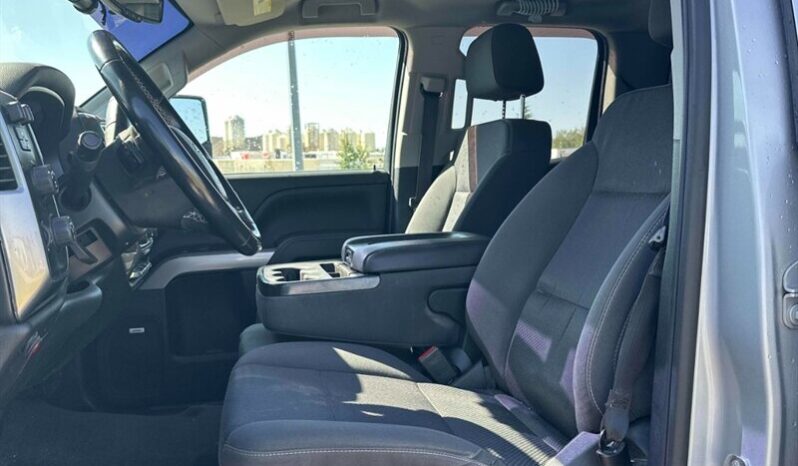
								2018 Chevrolet Silverado 1500 LT full									