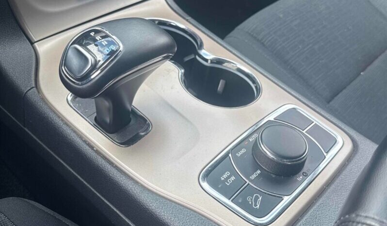 
								2014 Jeep Grand Cherokee Laredo full									