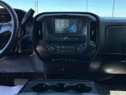 
										2018 Chevrolet Silverado 1500 Custom full									