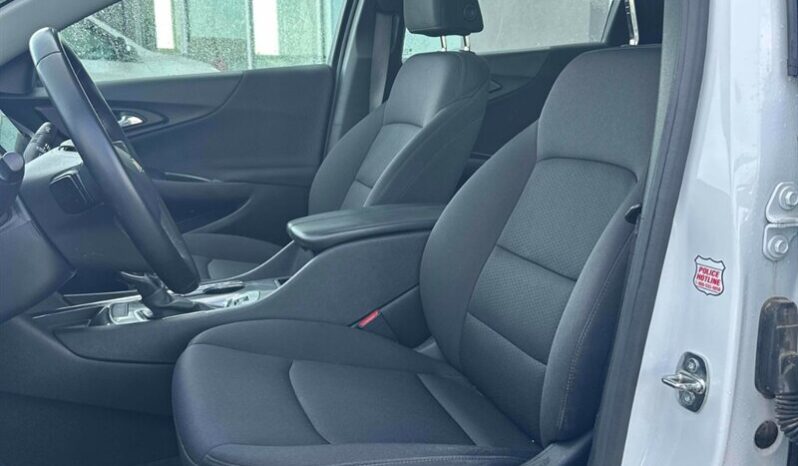 
								2023 Chevrolet Malibu LT full									