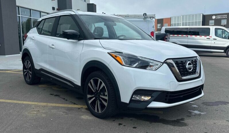 
								2019 Nissan Kicks SR full									