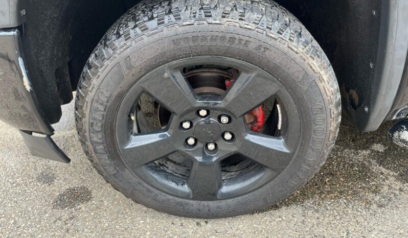 
								2018 GMC Sierra 1500 SLE full									