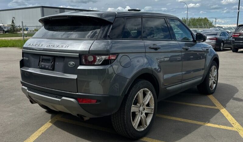 
								2015 Land Rover Range Rover Evoque Pure Plus full									