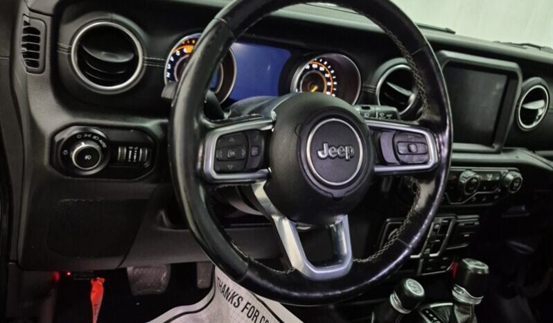 
								2020 Jeep Wrangler Unlimited Sahara full									