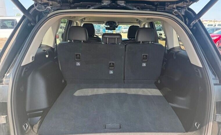 
								2023 Jeep Grand Cherokee Limited Black Pack full									