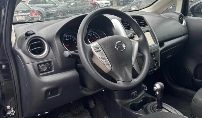 
								2019 Nissan Versa Note S full									