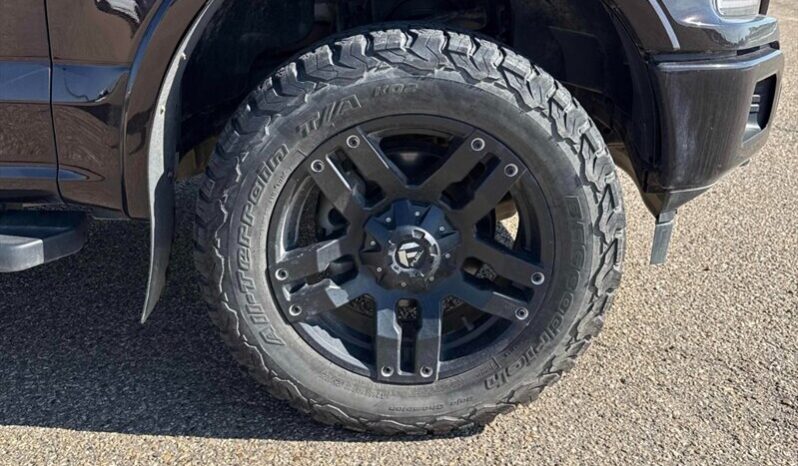 
								2019 Ford F-150 XLT Sport full									