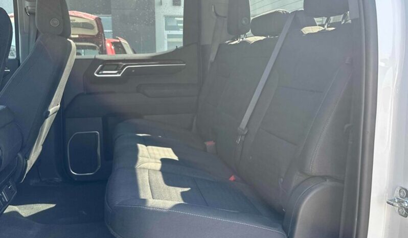 
								2022 GMC Sierra 1500 SLE full									