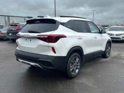 
										2023 Kia Seltos LX full									