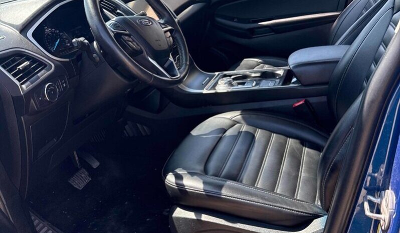
								2020 Ford Edge SEL full									