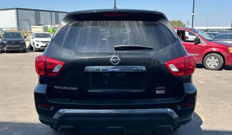 
								2018 Nissan Pathfinder S full									