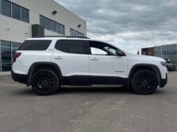 
										2023 GMC Acadia SLE full									