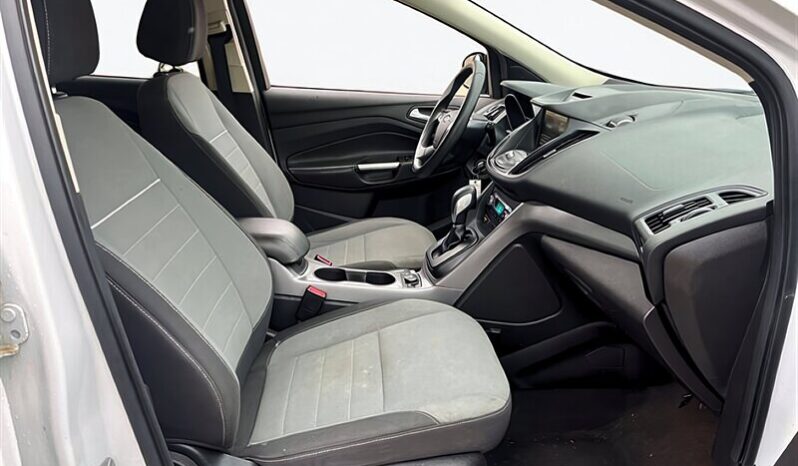 
								2015 Ford Escape SE full									