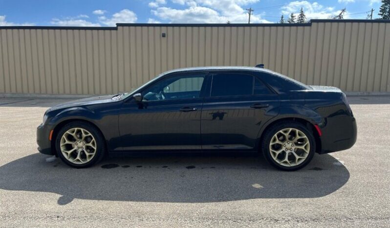 
								2018 Chrysler 300 Series S full									