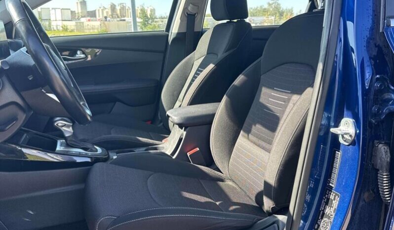 
								2021 Kia Forte EX full									