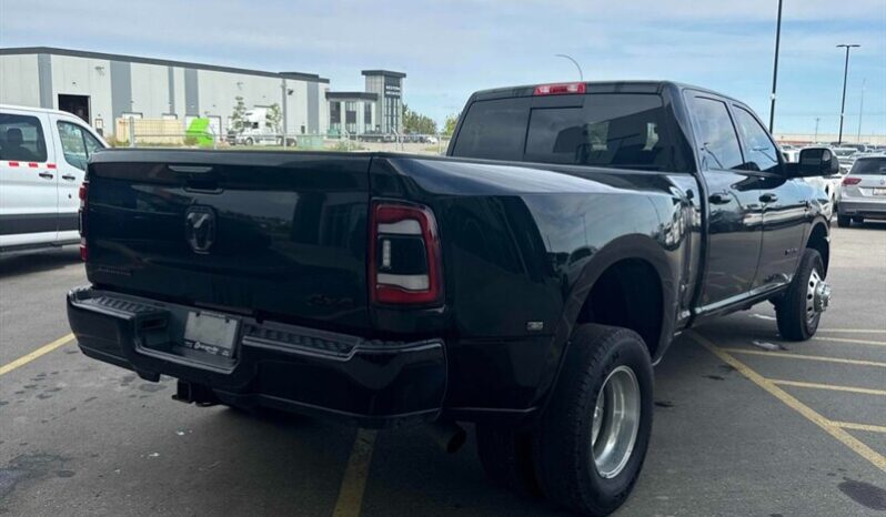 
								2020 RAM 3500 Big Horn Night Edition Dually Diesel full									