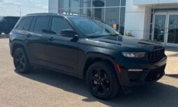 
										2023 Jeep Grand Cherokee Limited Black Pack full									