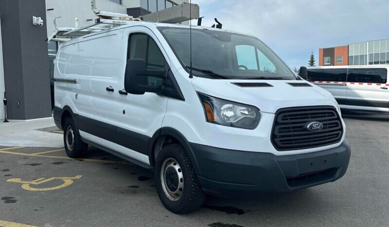 
								2016 Ford Transit 250 Cargo Van full									