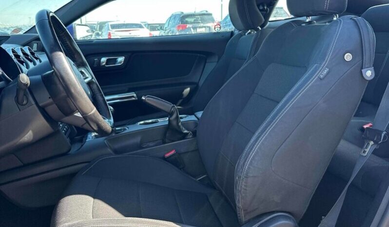 
								2015 Ford Mustang V6 full									