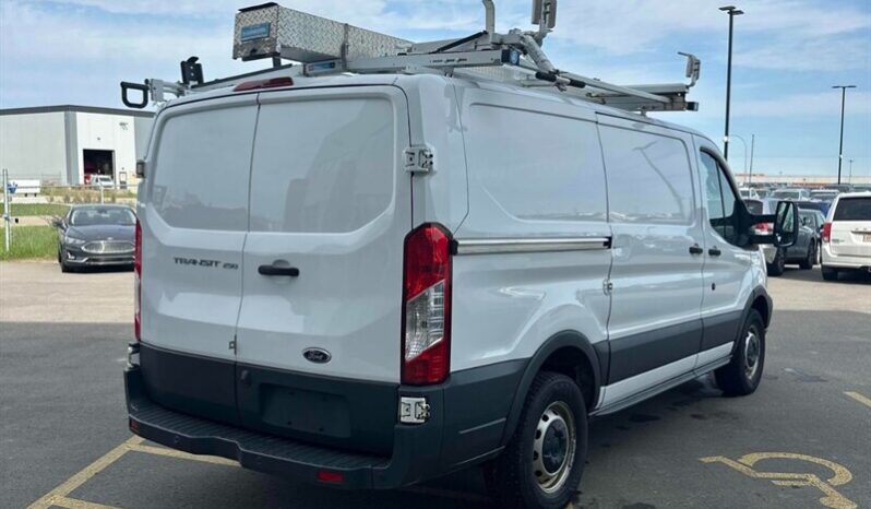 
								2016 Ford Transit 250 Cargo Van full									