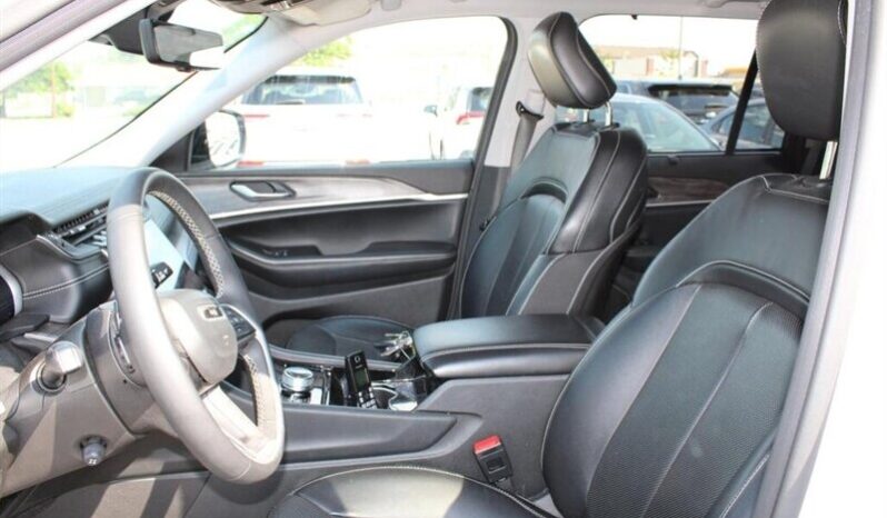 
								2023 Jeep Grand Cherokee Limited Black Pack full									
