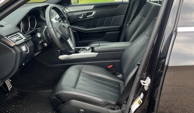 
								2016 Mercedes-Benz E-Class E 400 4MATIC full									