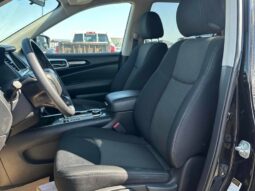 
										2018 Nissan Pathfinder S full									