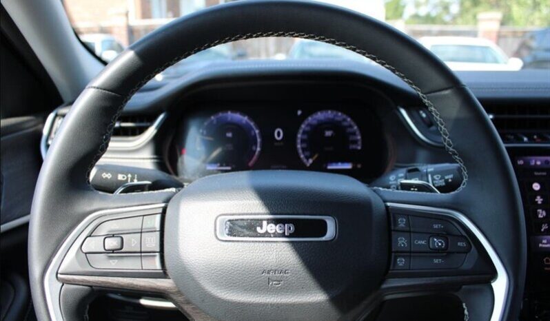 
								2023 Jeep Grand Cherokee Limited Black Pack full									